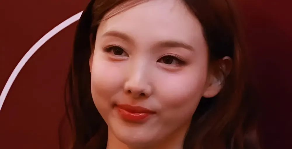 Nayeon з TWICE анонсувала сольний сингл «NA-sty»